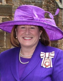 Ll helen nellis in purple suit and hat   sent 21.04.21 team member